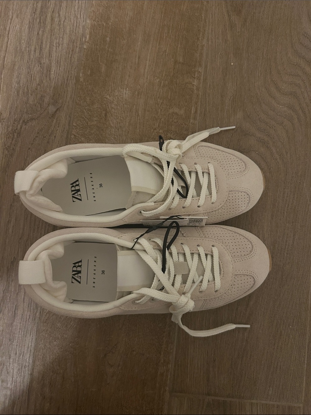 Zara Off-White Suede Low-Top Sneakers